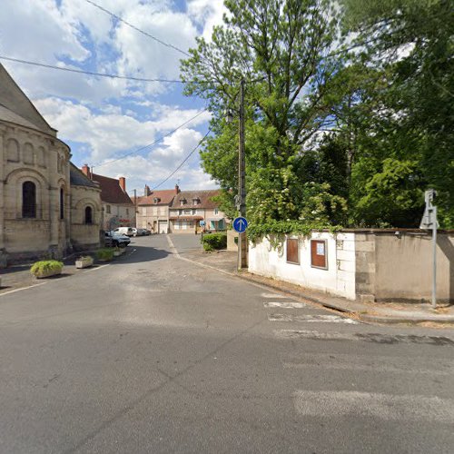 Église catholique Presbytère Nérondes