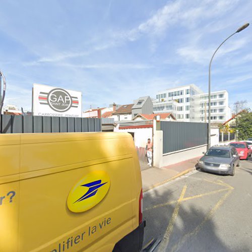 Atelier de carrosserie automobile Garage Auto Pinto Saint-Jean Châtillon