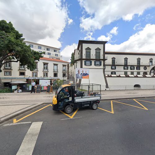 Iref - Instituto De Reabilitação E Estomatologico Do Funchal Limitada em Funchal
