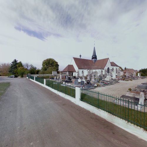 Cimetière à Torvilliers