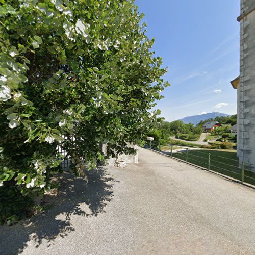 Cimetière à Saint-Cassin