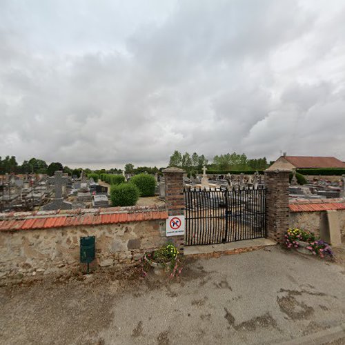 Cimetière à Domats