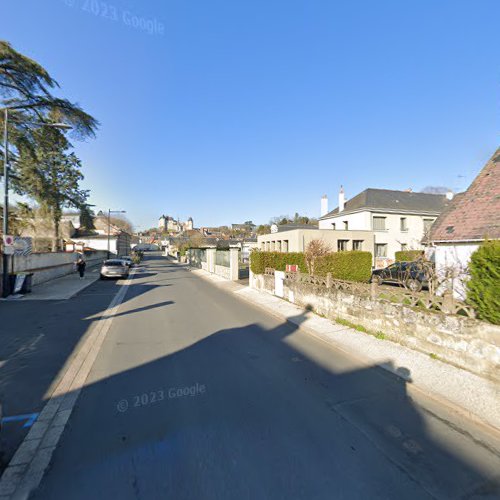 Location voitures et utilitaires LUYNES | Point Loc by Ada | à Luynes