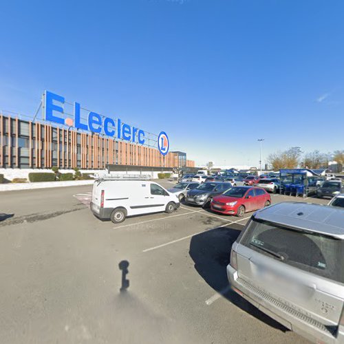 Borne de recharge de véhicules électriques E.Leclerc Charging Station Issoudun