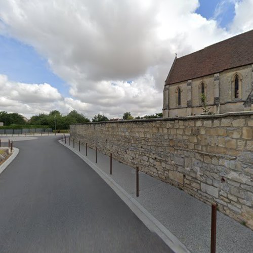 Cimetière à Saint-Contest