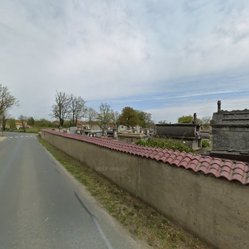 cimetière à Roumazières-Loubert