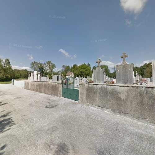 Cimetière à Eclose-Badinières