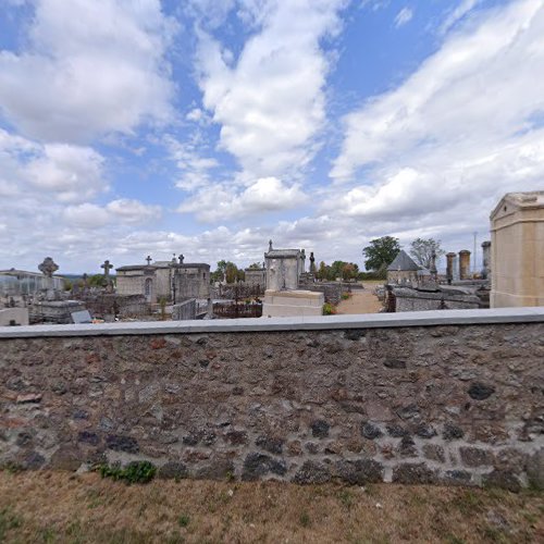 Cimetière de Saint-Léger-Vauban à Saint-Léger-Vauban