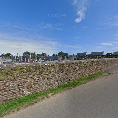 Cimetière Savigny-le-Vieux à Savigny-le-Vieux