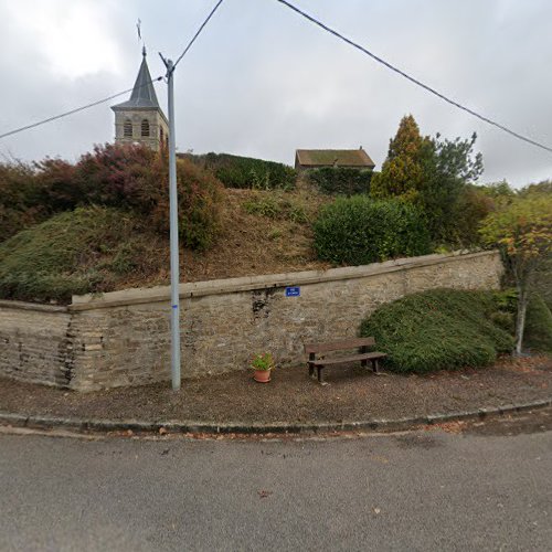 cimetière à Orbigny-au-Mont