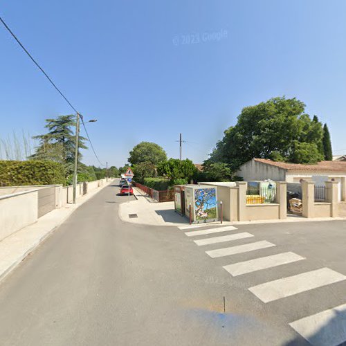 salle des assocations à Mas-Blanc-des-Alpilles