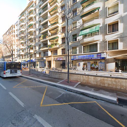 Agence de location de voitures Avis Location Voiture - Marseille Marseille