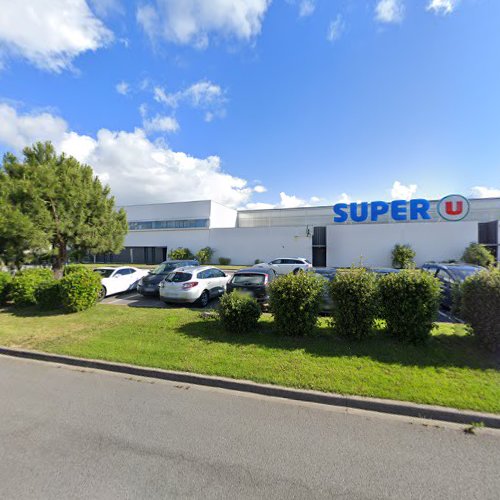 Centre commercial Super U drive Montoir-de-Bretagne