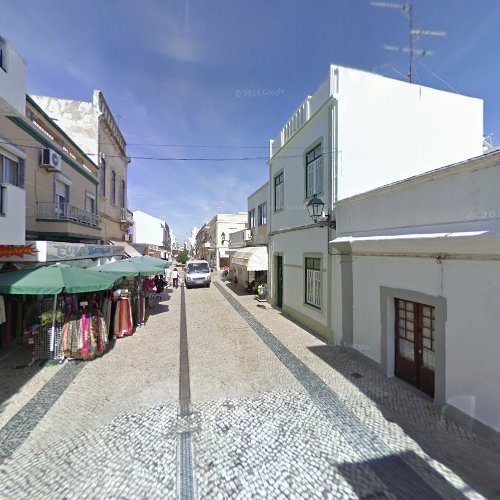 Casa Nogueira - Comercio De Roupas, Louças,Atoalhados,Faqueiros, Lda. em Vila Real de Santo António