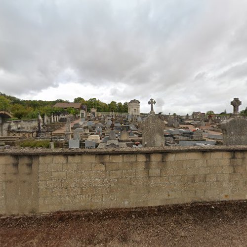 Cimetière de Courson-les-Carrières à Courson-les-Carrières