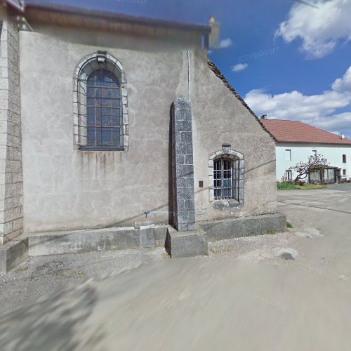 Kirche à Chassagne-Saint-Denis