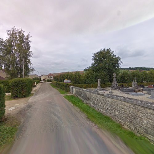 Cimetière à Latrecey-Ormoy-sur-Aube