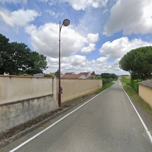 Cimetière communal à Clermont-Savès à Clermont-Savès