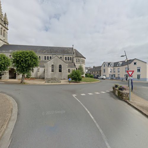 Église catholique Presbytère Plomelin