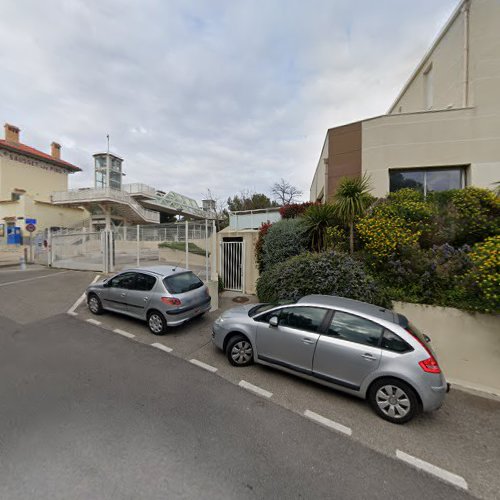 13 Skateboard Club à Sausset-les-Pins