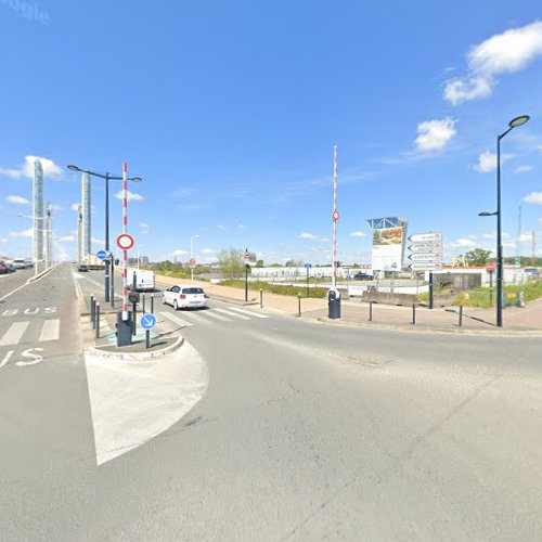 Borne de recharge de véhicules électriques ChargeGuru Charging Station Bordeaux