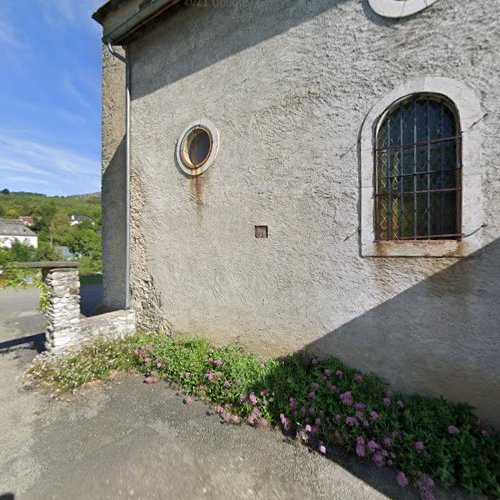 L'église Saint-Saturnin. à Omex