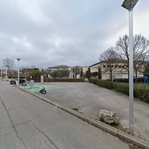 Borne de recharge de véhicules électriques RÉVÉO Charging Station Saint-Génies-de-Malgoirès