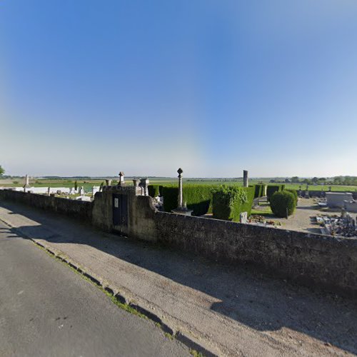 Cimetière à Thénac