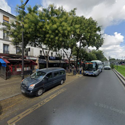 Bounouh Eddine à Paris