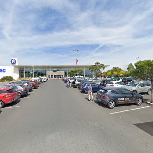 Borne de recharge de véhicules électriques Stations TIERS Charging Station Saumur