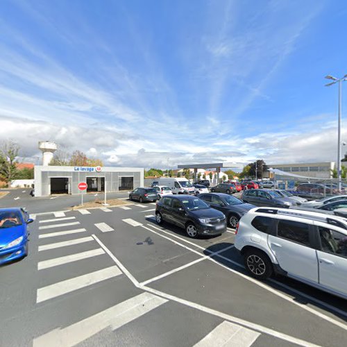 Borne de recharge de véhicules électriques Stations TIERS Charging Station Rezé