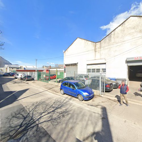 Atelier de carrosserie automobile Clinic Auto Fontaine