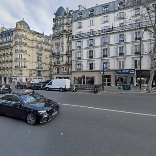 Borne de recharge de véhicules électriques Spie Autocité Charging Station Paris