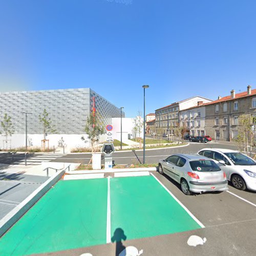 Borne de recharge de véhicules électriques Réseau saint Étienne métropole Charging Station Saint-Chamond