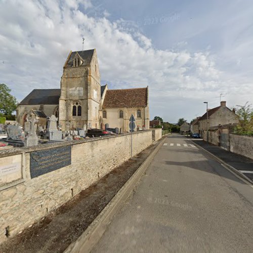 Cimetière à Tournai-sur-Dive