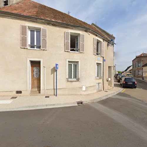 Bibliothèque Jaques Millot à Villeneuve-la-Guyard