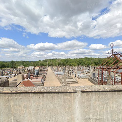 Cimetière de Montvicq à Montvicq