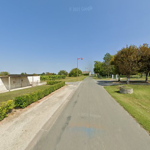 Cimetière à La Brousse