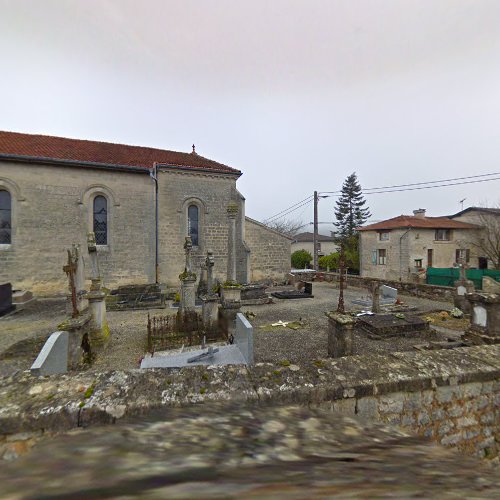 Cimetière à Troisfontaines-la-Ville