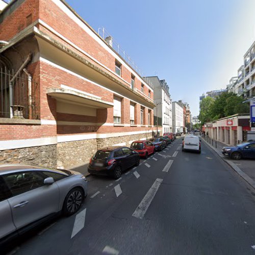 Agence de location de voitures Avis Location Voiture - Paris Paris
