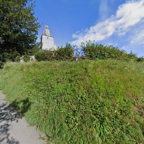 Cimetière à Courcy