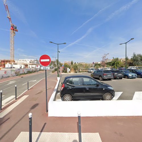 Borne de recharge de véhicules électriques Prise de Nice Charging Station Saint-Laurent-du-Var
