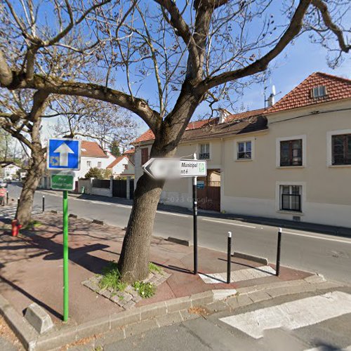 Borne de recharge de véhicules électriques Métropolis Charging Station Pierrefitte-sur-Seine