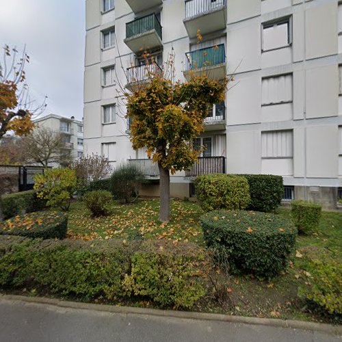 Modern Building à Brétigny-sur-Orge