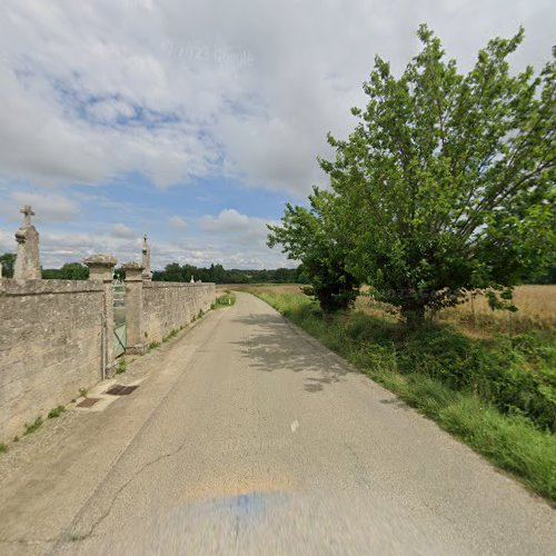 Cimetière Cimetière de Sanilhac Sagriès Sanilhac-Sagriès