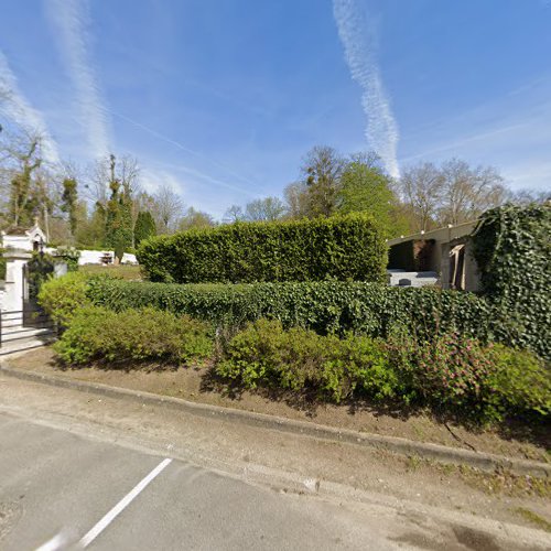 Cimetière à Aumont-en-Halatte