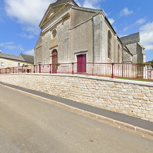 Kirche à Viel-Saint-Remy