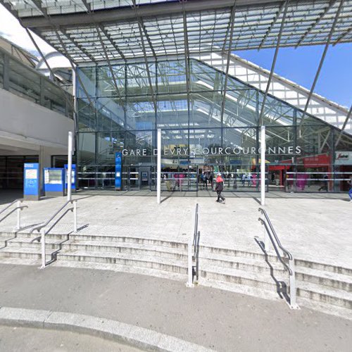 Boutique SNCF à Évry-Courcouronnes
