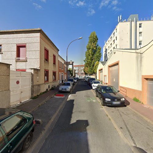 Église Eglise Pentecôte Dieu Est Amour Montreuil