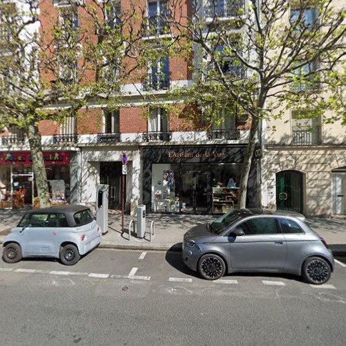 Borne de recharge de véhicules électriques Métropolis Charging Station Vincennes
